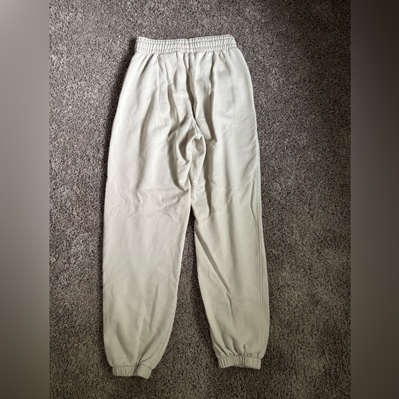Sweatpants - Picture 2 of 3
